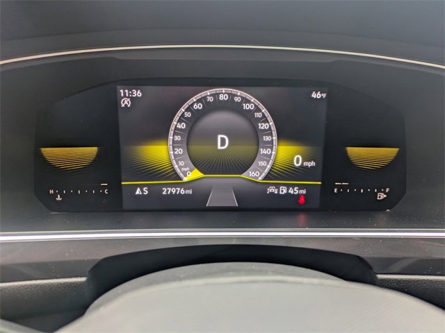 Used 2022 Volkswagen Tiguan SE R-Line image 30