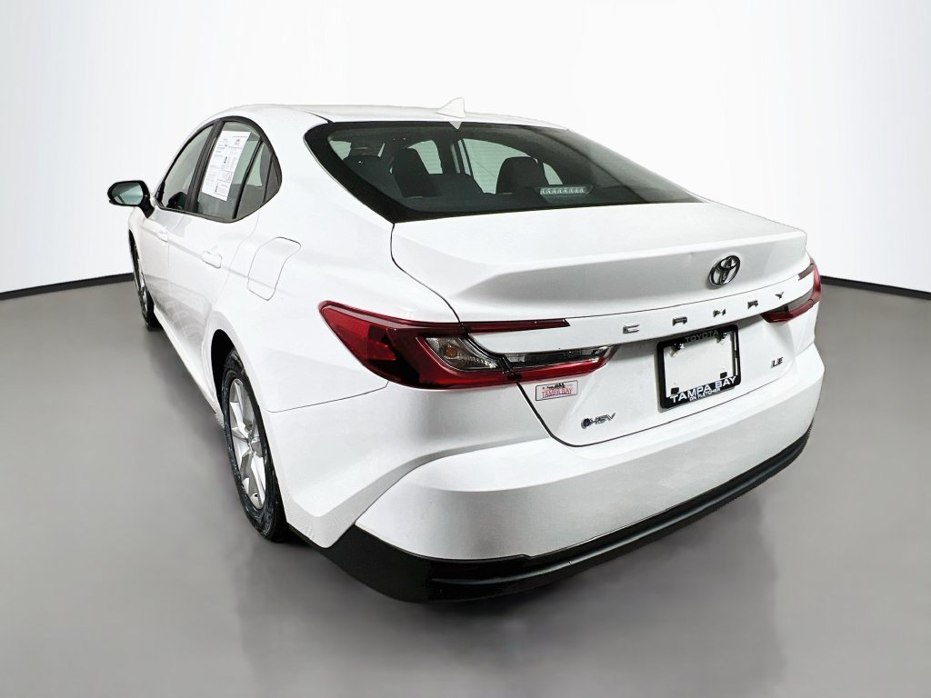 Used 2025 Toyota Camry LE FWD image 5