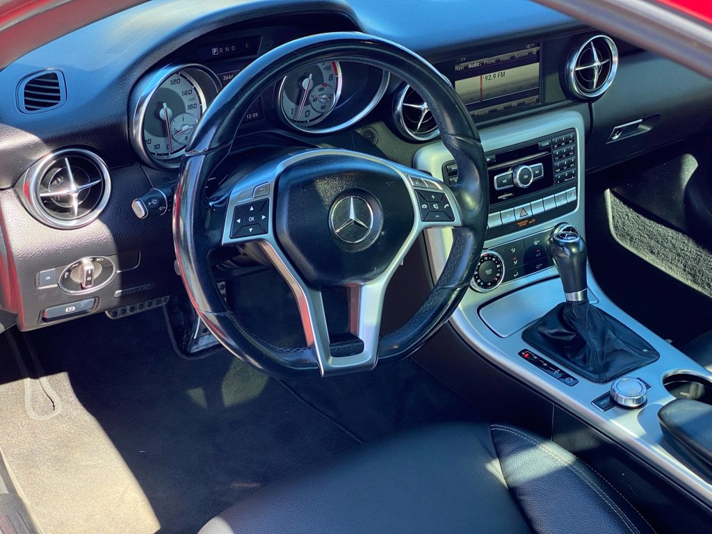 Used 2014 Mercedes-Benz SLK 250 image 17