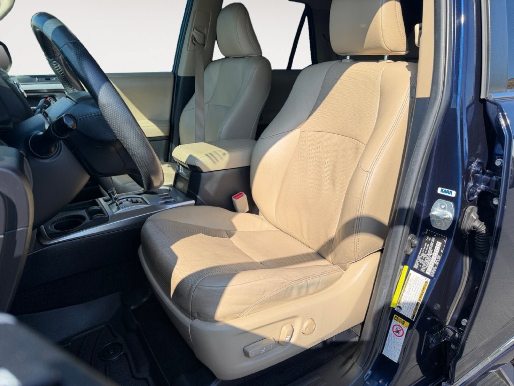 Used 2014 Toyota 4Runner Limited RWD image 7