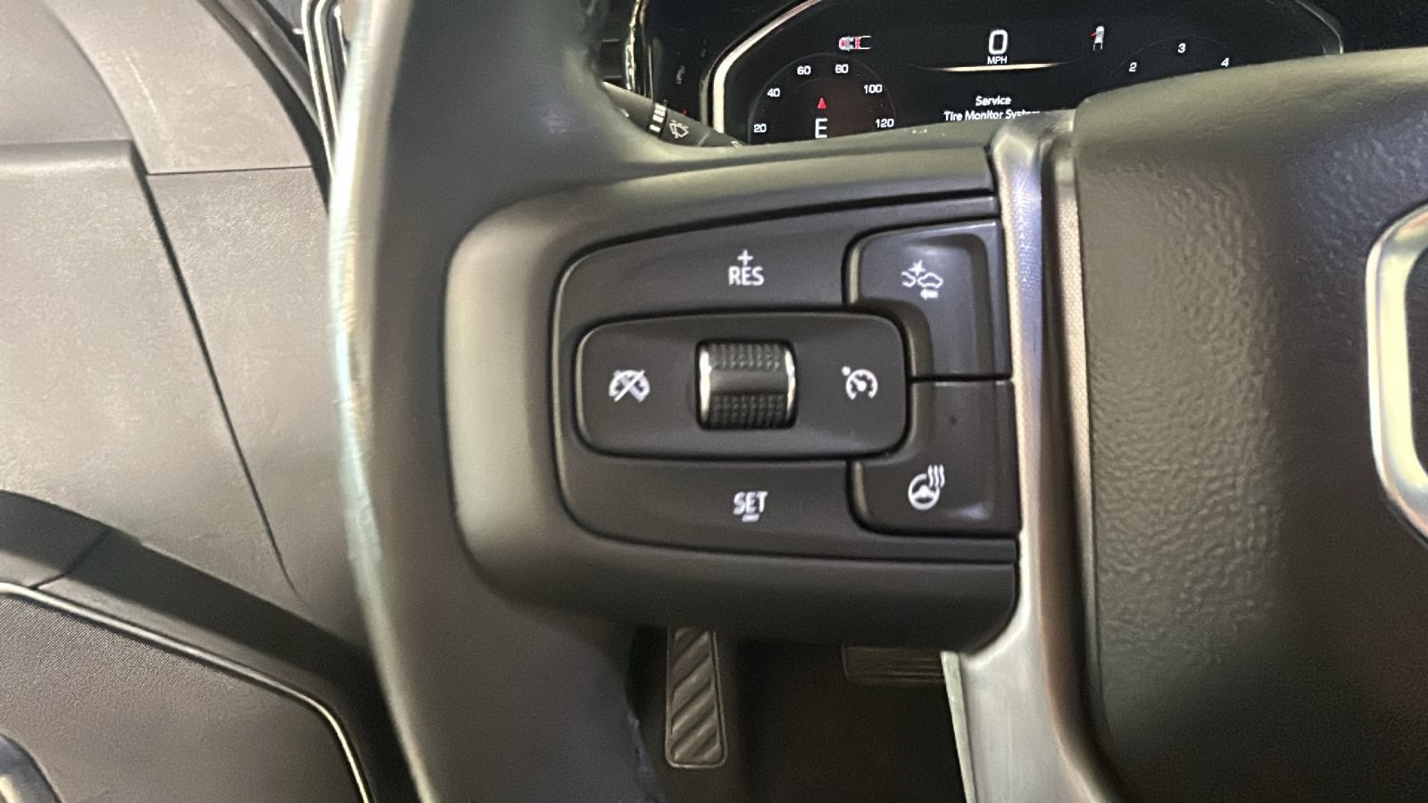 Used 2024 GMC Sierra 1500 SLT AWD/4WD image 19