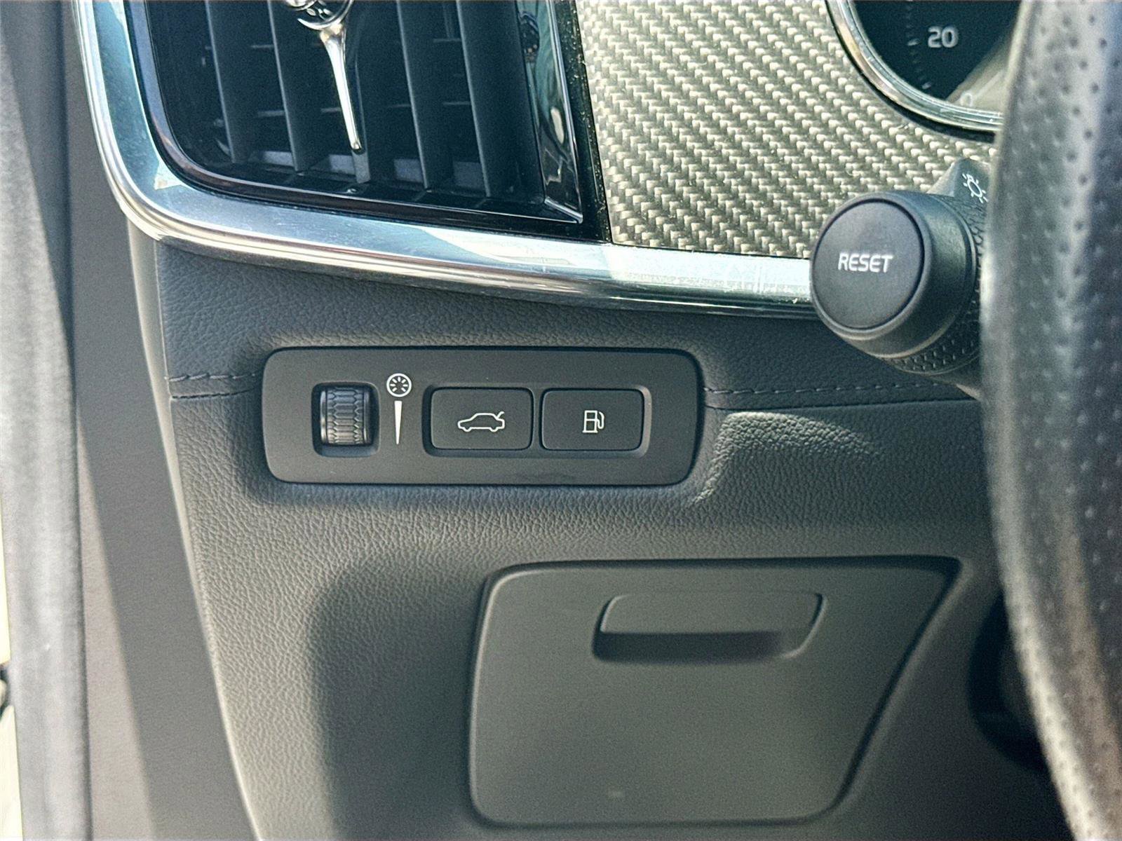 Used 2021 Polestar Polestar 1 image 10