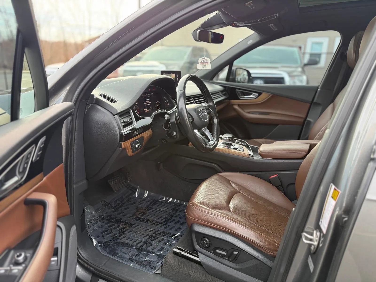 Used 2017 Audi Q7 3.0T Premium Plus image 9