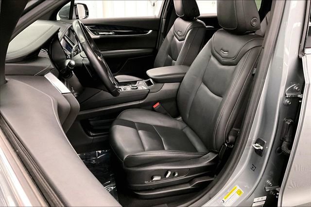 Used 2023 Cadillac XT6 Premium Luxury w/ Technology Package image 24