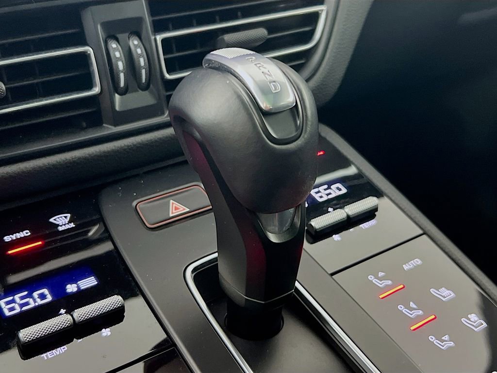 Certified 2023 Porsche Macan S image 19