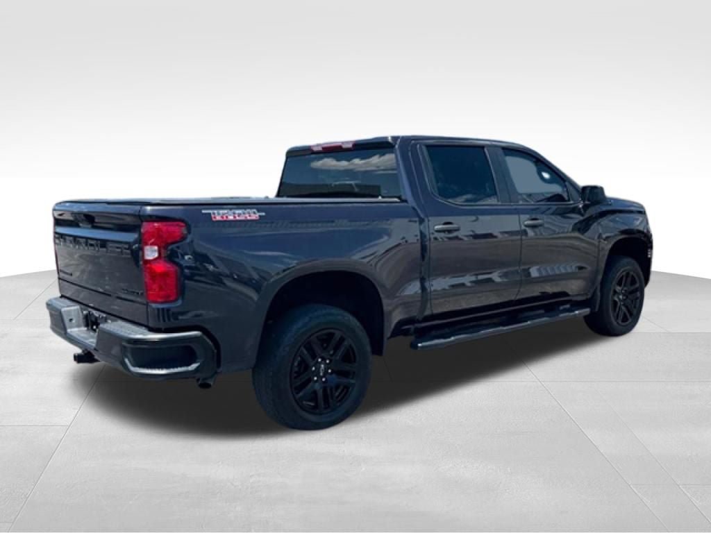 Used 2024 Chevrolet Silverado 1500 Custom Trail Boss w/ Turbomax Blackout Package AWD/4WD image 8
