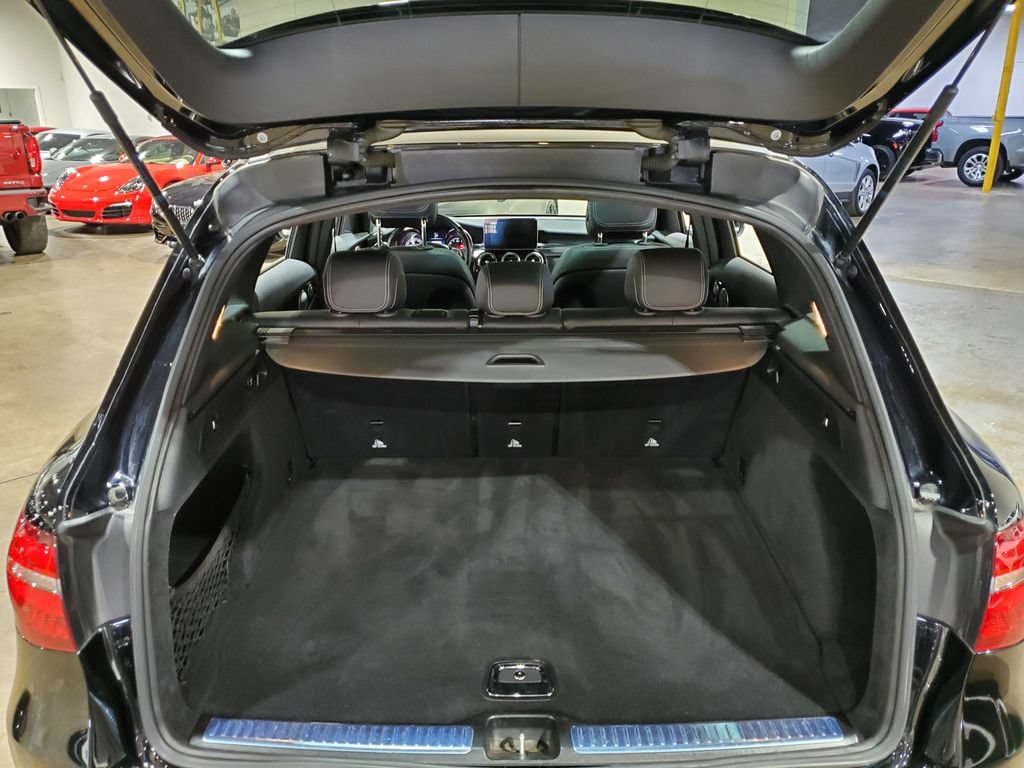 Used 2017 Mercedes-Benz GLC 300 4MATIC image 41