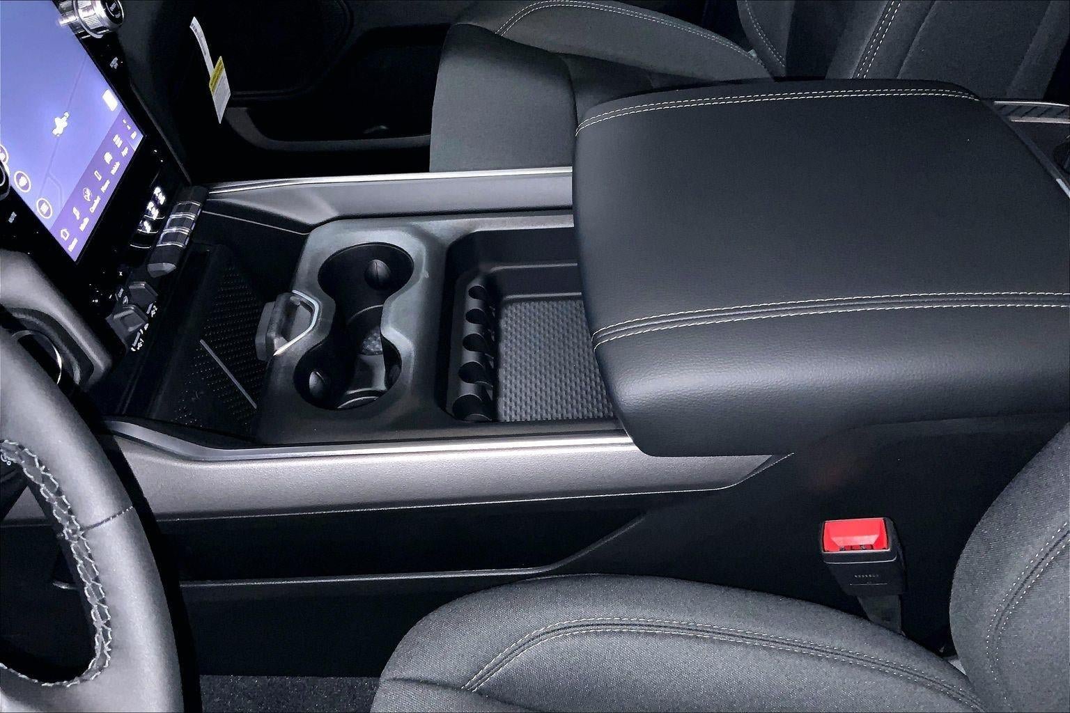 New 2026 RAM 1500 Big Horn AWD/4WD image 8