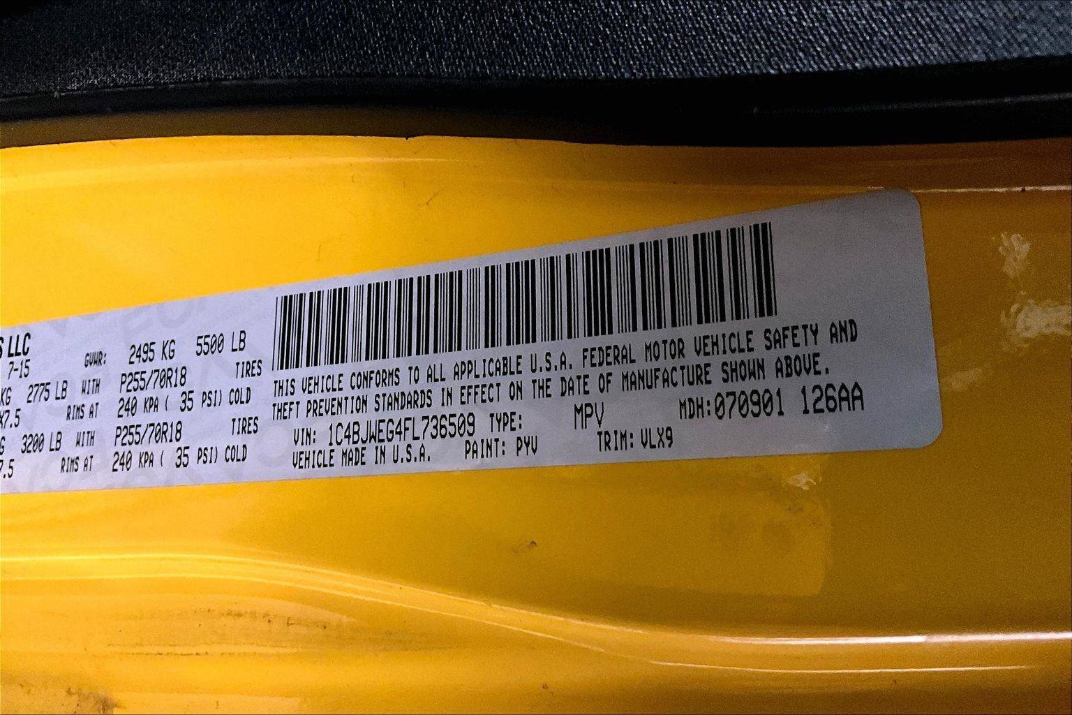 Used 2015 Jeep Wrangler Unlimited Sahara image 32