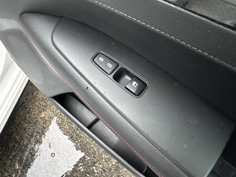 Used 2022 Kia Forte GT image 39