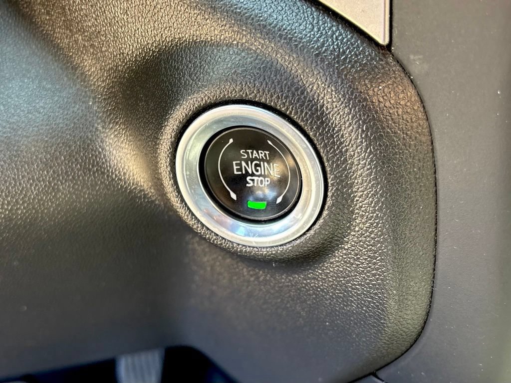 Used 2023 Chevrolet Silverado 1500 Custom RWD image 20