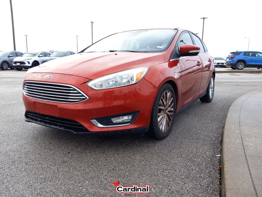 Used 2018 Ford Focus Titanium w/ Titanium Technology Package image 16