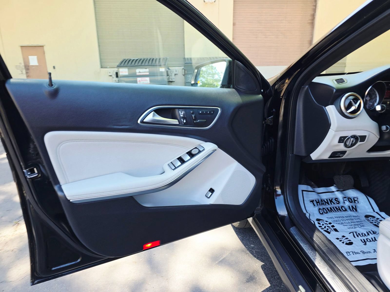 Used 2017 Mercedes-Benz GLA 250 image 12