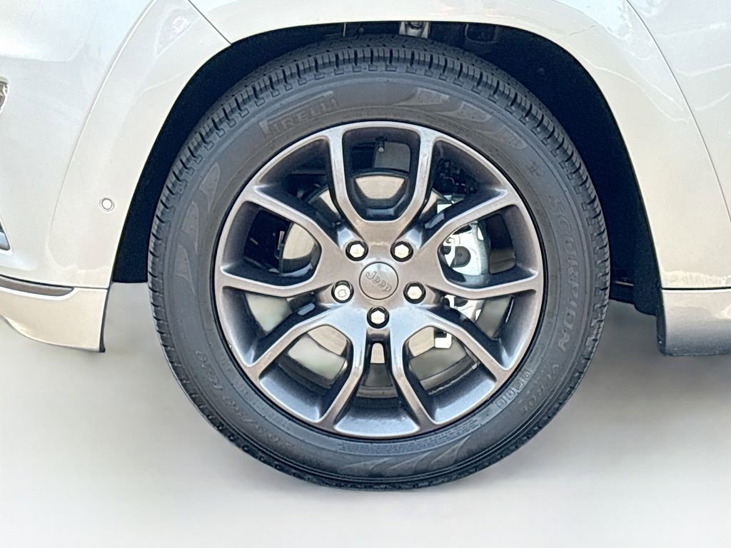 Used 2020 Jeep Grand Cherokee High Altitude AWD/4WD image 30