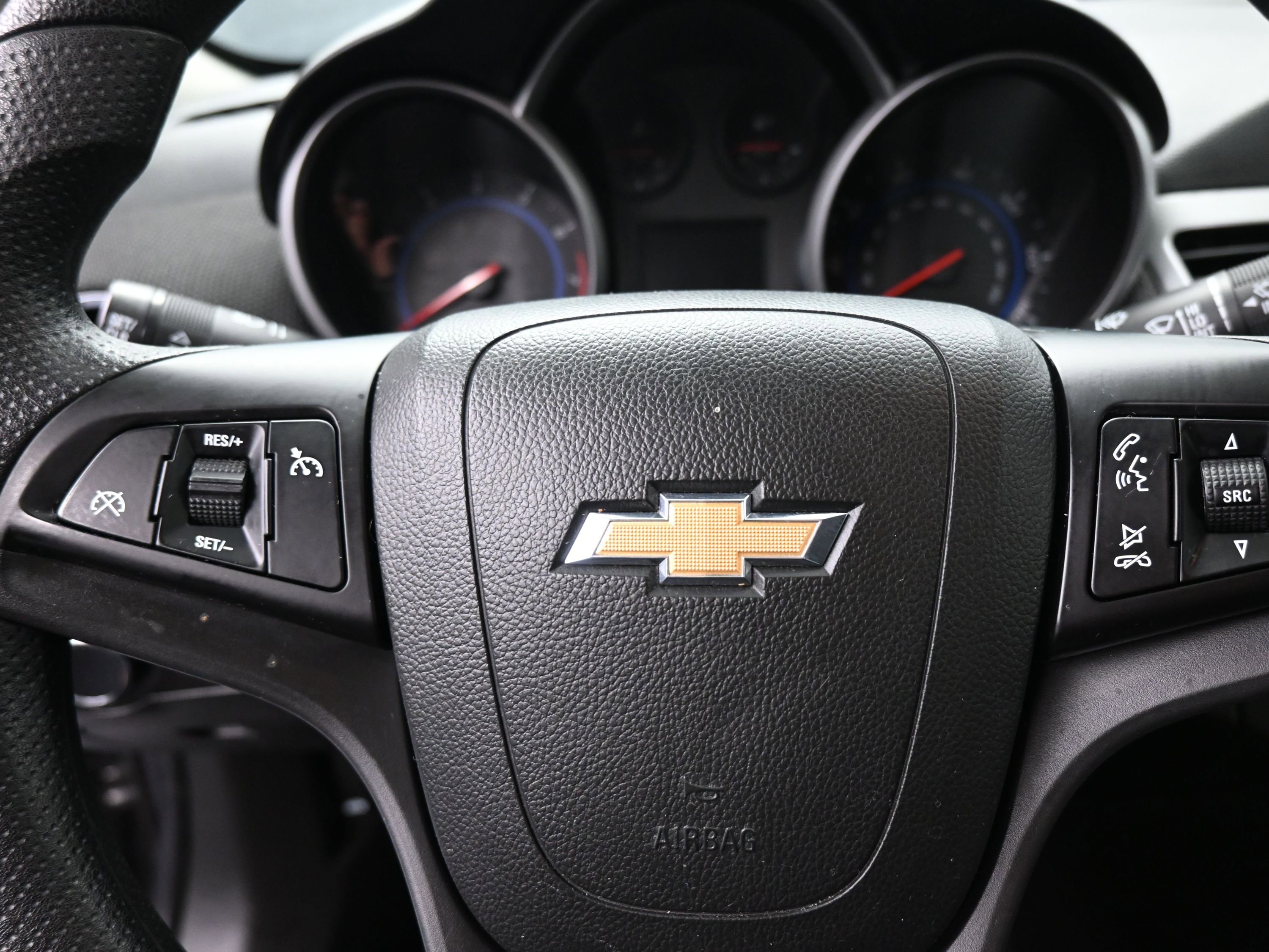 Used 2015 Chevrolet Cruze LT image 16