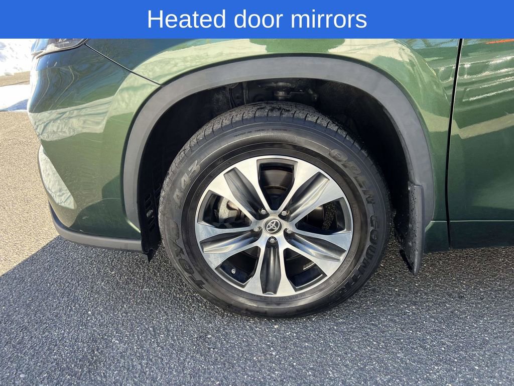 Used 2023 Toyota Highlander XLE image 13