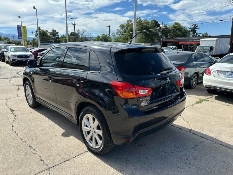 Used 2013 Mitsubishi Outlander Sport ES AWD/4WD image 5