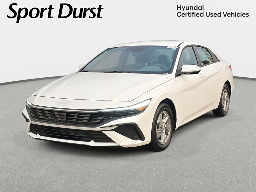 Certified 2026 Hyundai Elantra SE FWD image 1