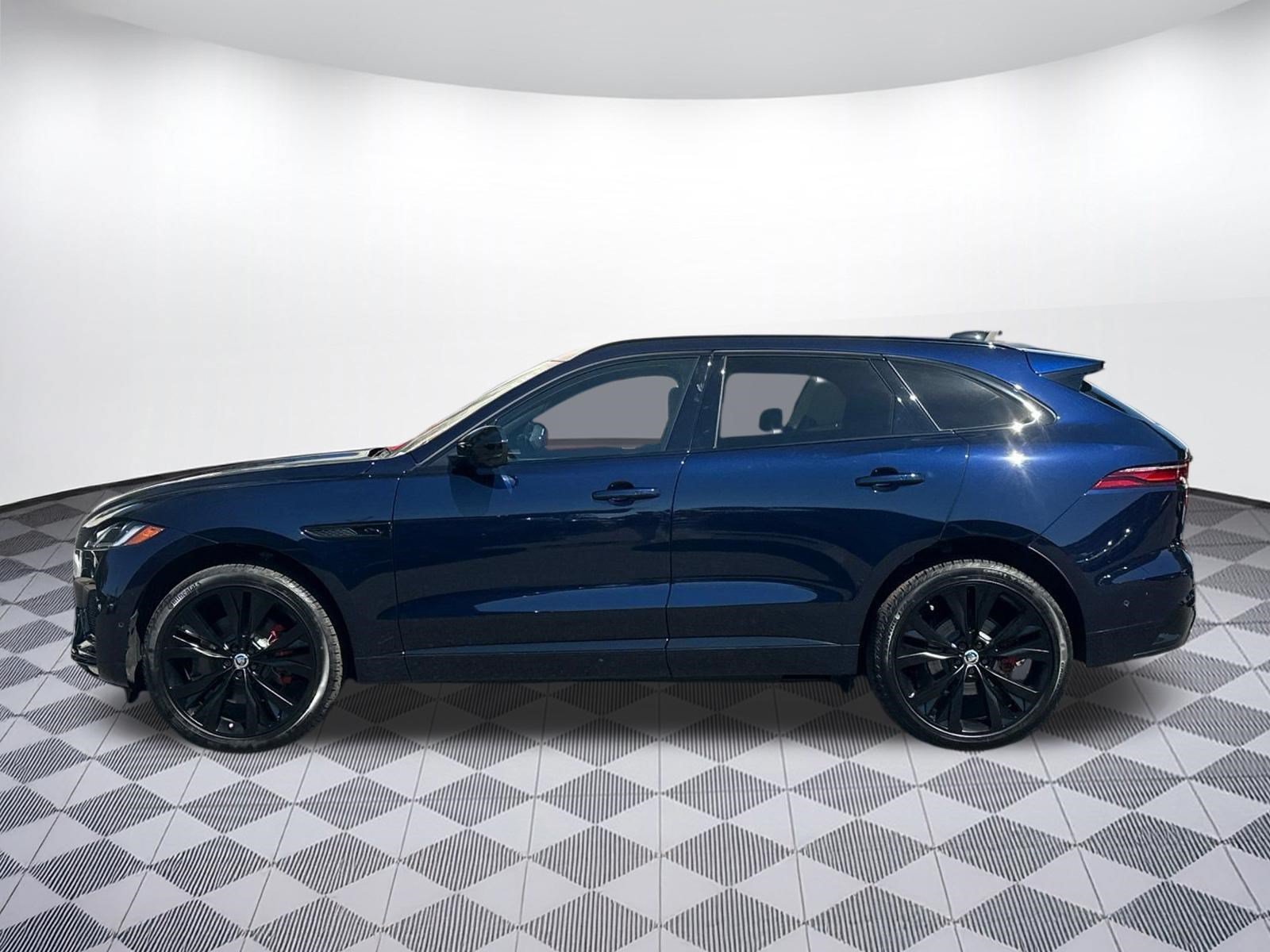 New 2026 Jaguar F-PACE R-Dynamic S AWD/4WD image 2