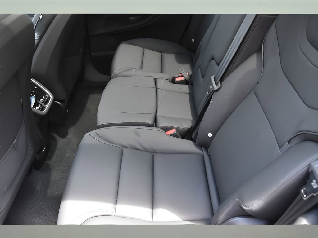 Certified 2025 Volvo EX90 Ultra image 14