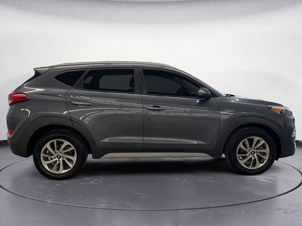 Used 2018 Hyundai Tucson SEL image 7