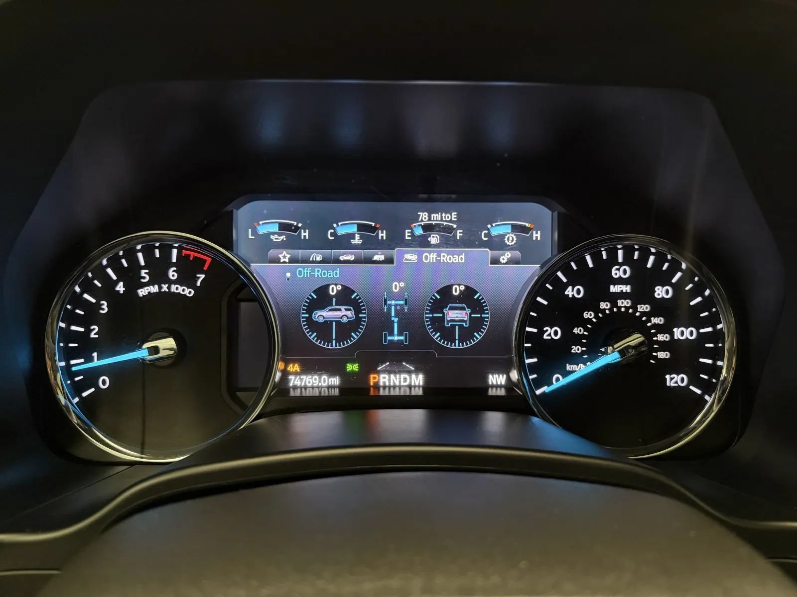 Used 2020 Ford Expedition XLT w/ Equipment Group 202A AWD/4WD image 15