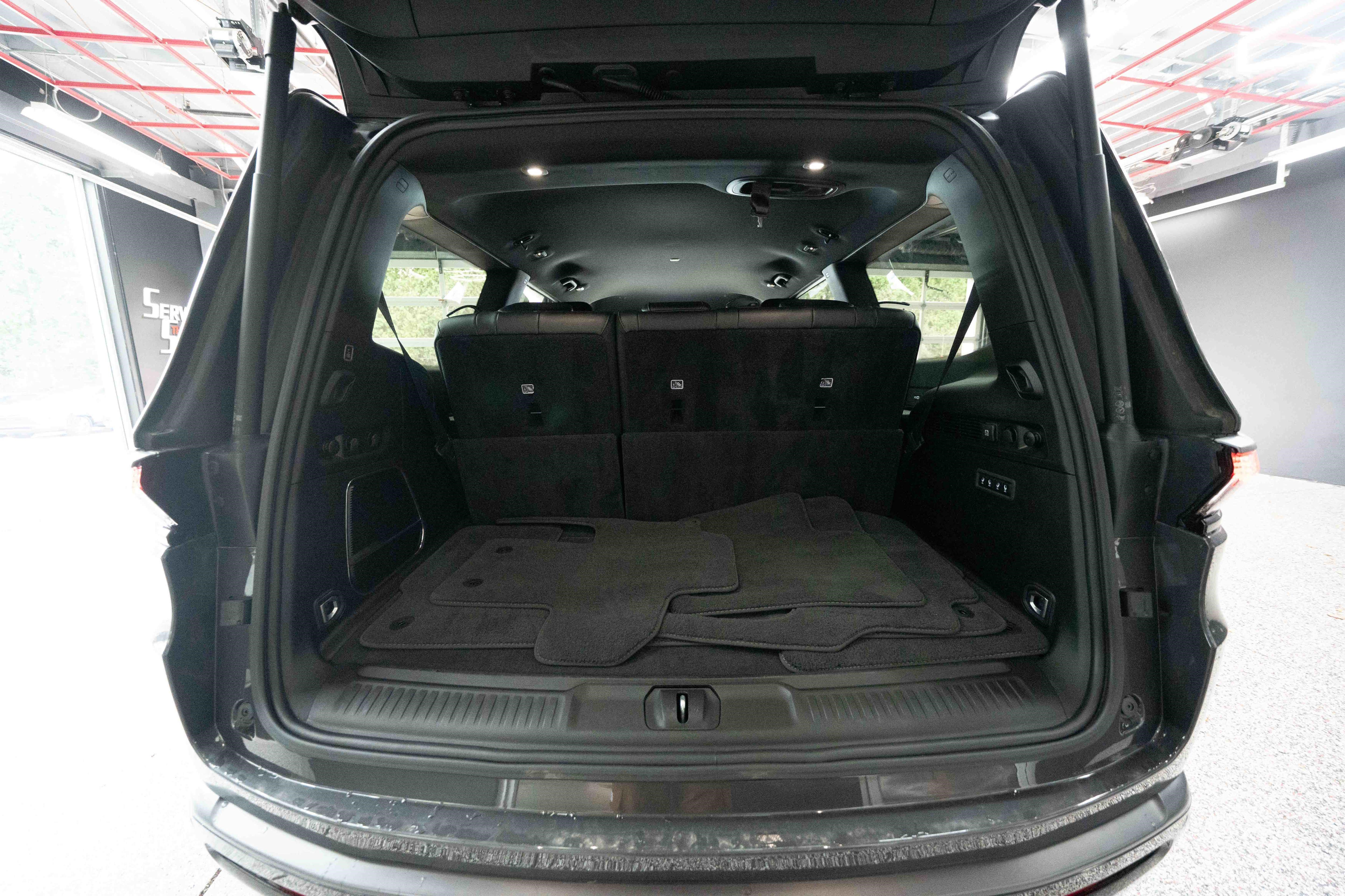 Used 2026 Jeep Grand Wagoneer Limited w/ 8-Passenger Seating Package AWD/4WD image 28