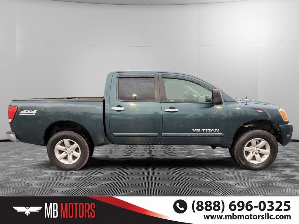 Used 2006 Nissan Titan SE image 2