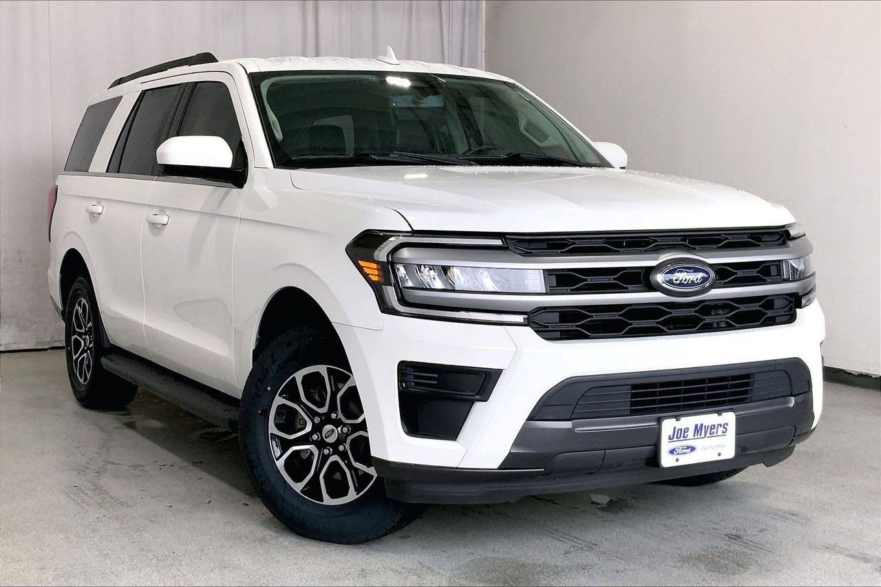 Certified 2024 Ford Expedition XLT RWD image 34