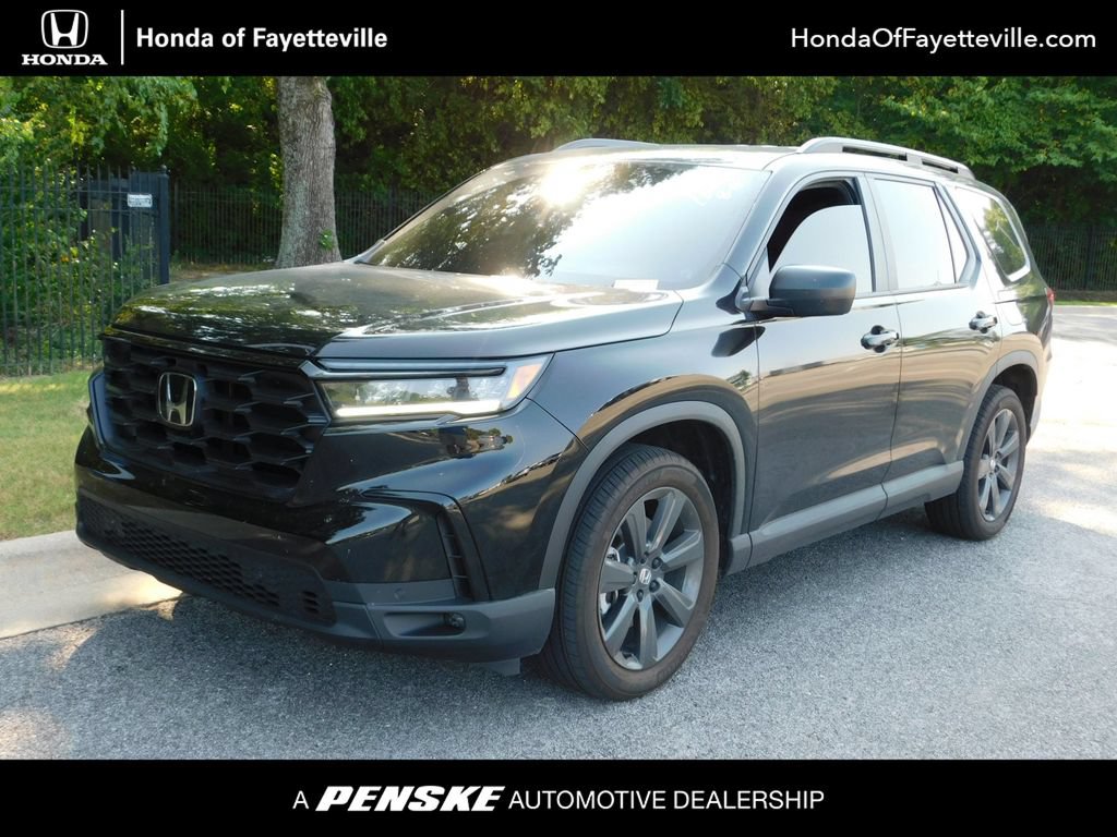 Certified 2025 Honda Pilot Sport