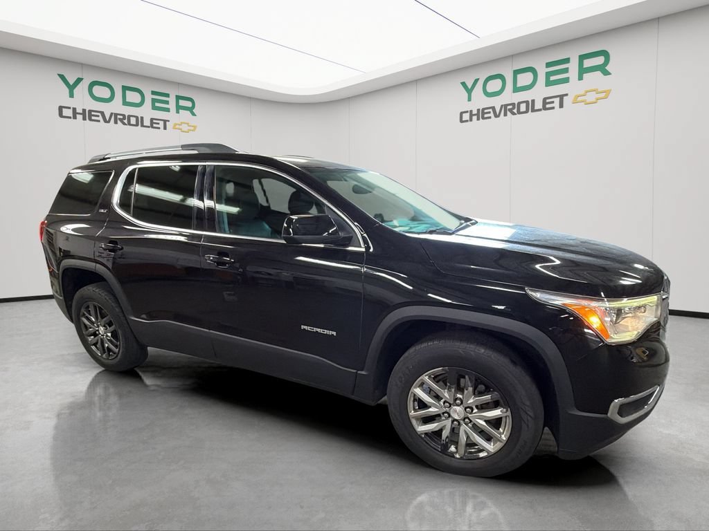 Used 2017 GMC Acadia SLT AWD/4WD image 3