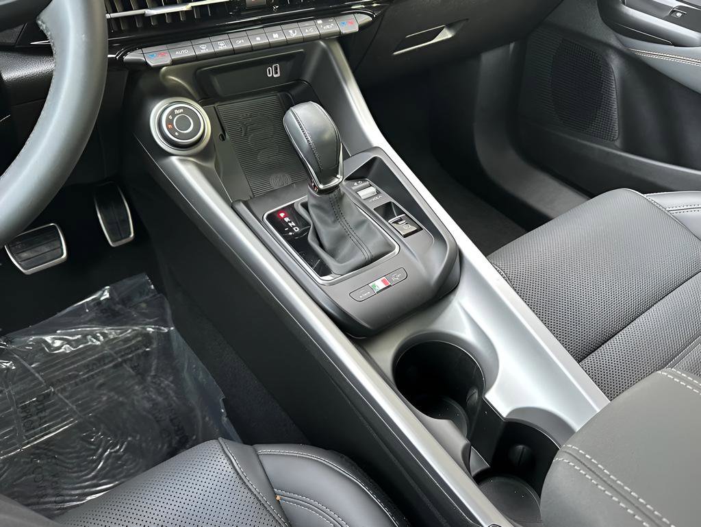 Used 2025 Alfa Romeo Tonale w/ Premium Package image 44