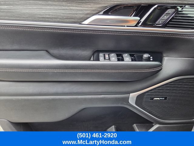 Used 2024 Jeep Wagoneer Series II w/ Flexible Seating Group RWD image 38