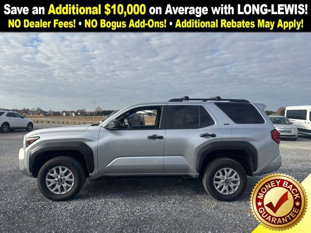 Used 2025 Toyota 4Runner SR5 image 2