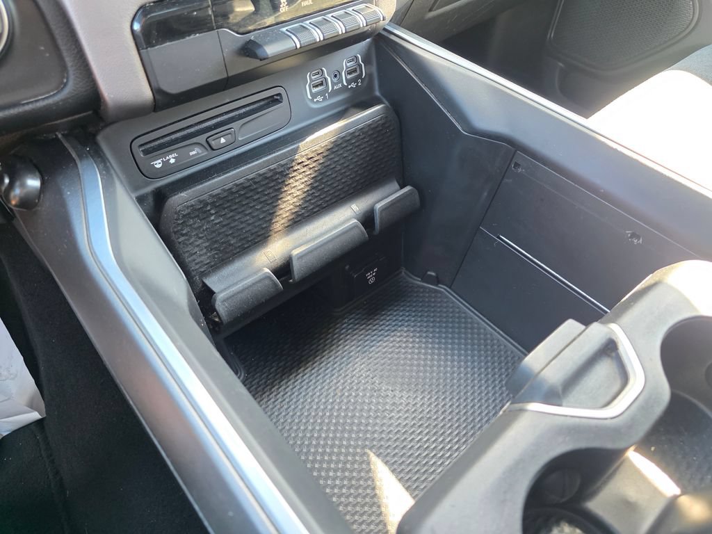 Used 2019 RAM 1500 Big Horn AWD/4WD image 39