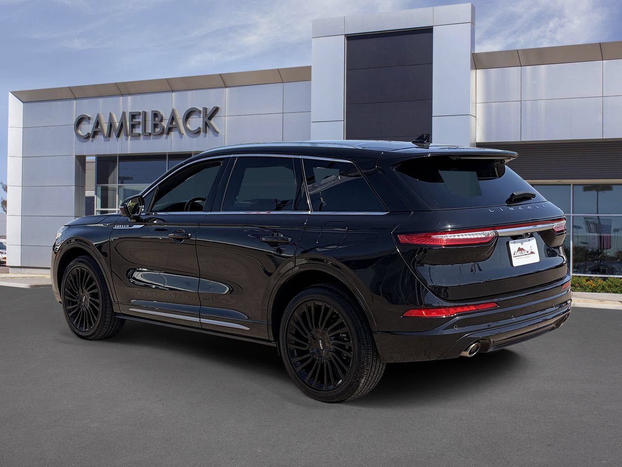 Used 2021 Lincoln Corsair Reserve FWD image 4