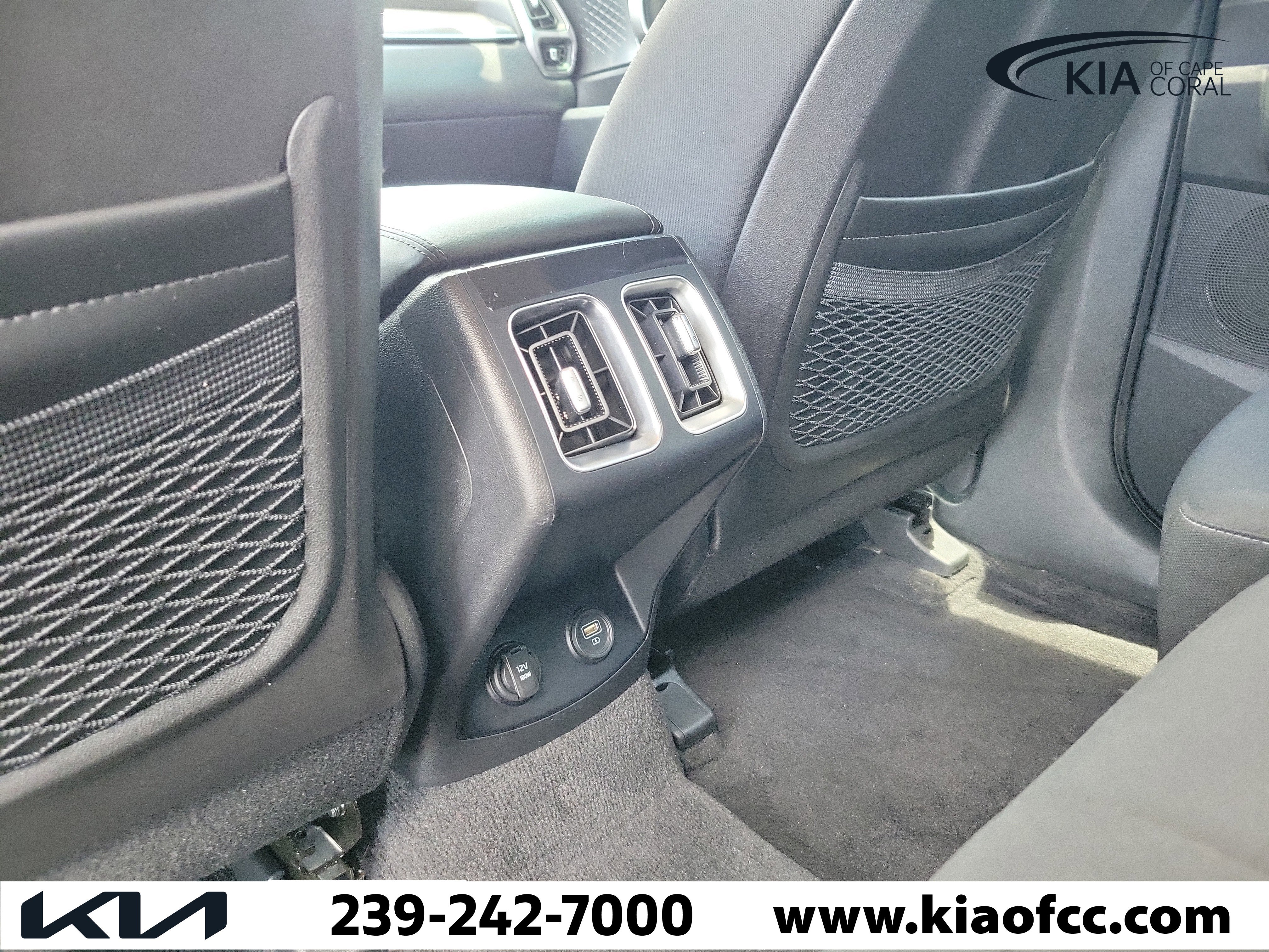 Used 2023 Kia Sorento LX FWD image 13