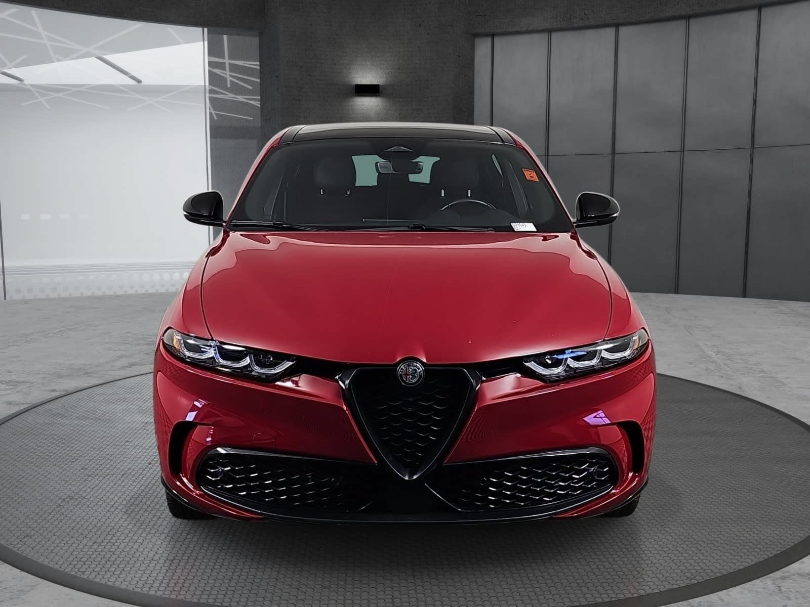 Used 2024 Alfa Romeo Tonale Veloce AWD/4WD image 2