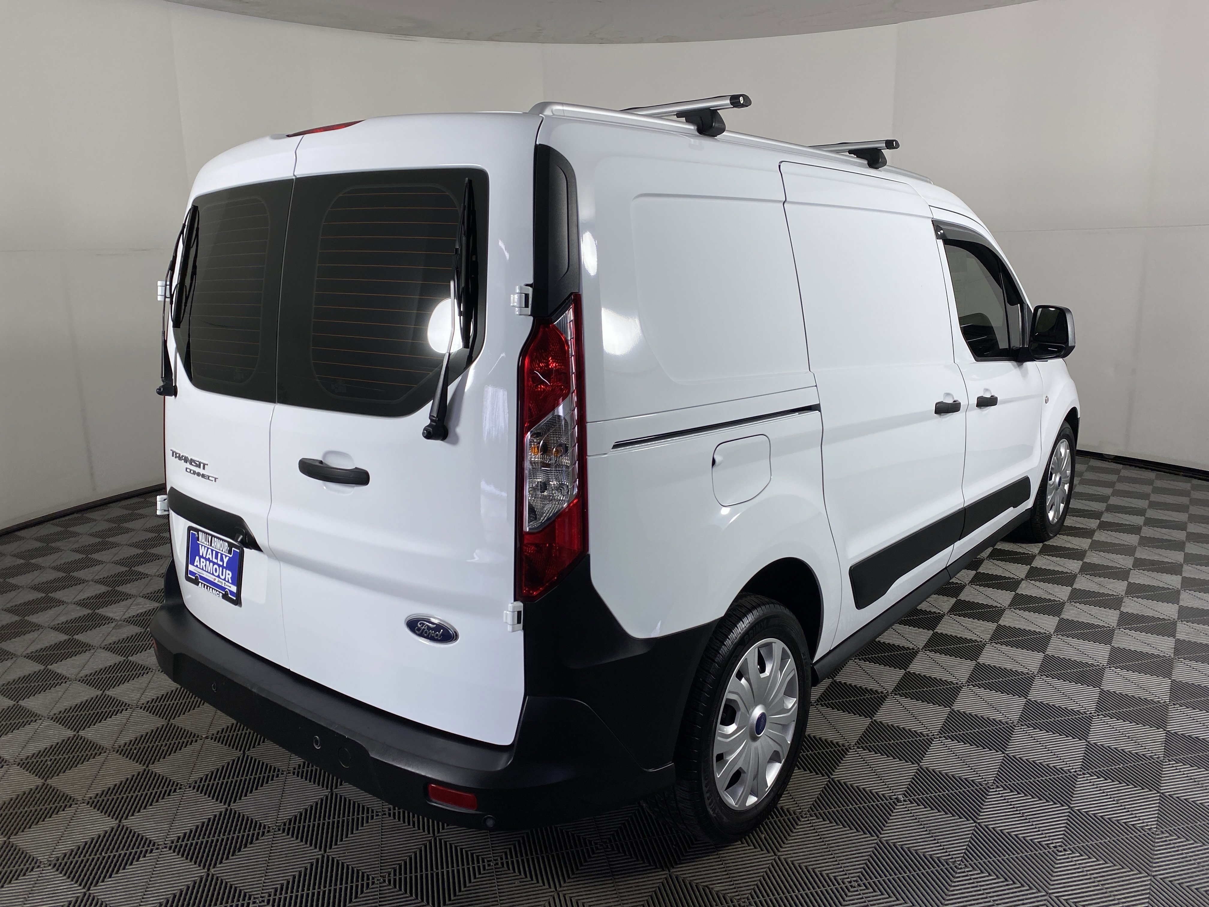 Used 2023 Ford Transit Connect XL image 6