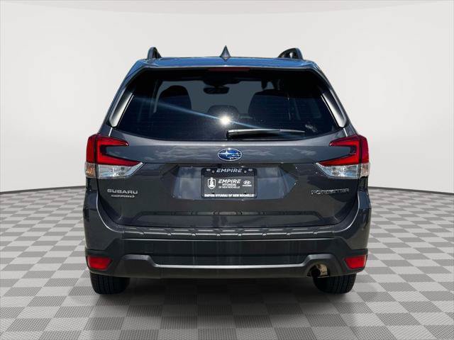 Used 2023 Subaru Forester Premium AWD/4WD image 4