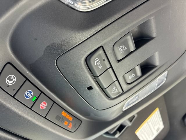 Used 2025 Cadillac CT4 Luxury w/ Sun And Sound Package RWD image 33