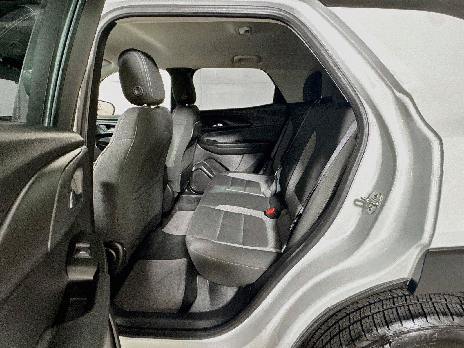 Used 2025 Chevrolet TrailBlazer LT FWD image 20