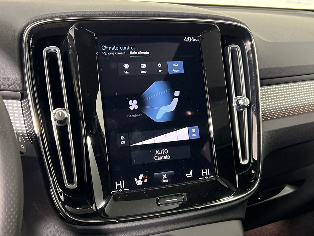 Used 2021 Volvo XC40 T5 R-Design w/ Advanced Package image 15