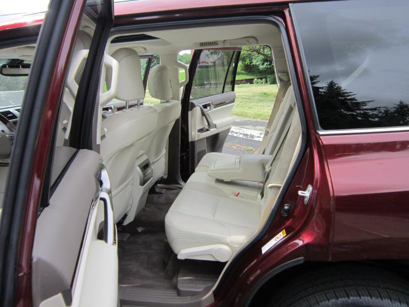 Used 2016 Lexus GX 460 image 14