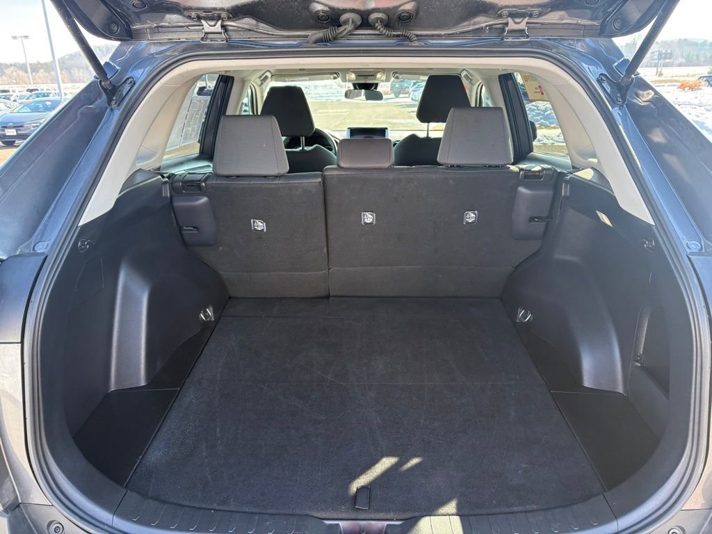 Certified 2025 Toyota RAV4 XLE AWD/4WD image 6