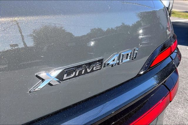 Used 2026 BMW X7 xDrive40i w/ Executive Package image 21