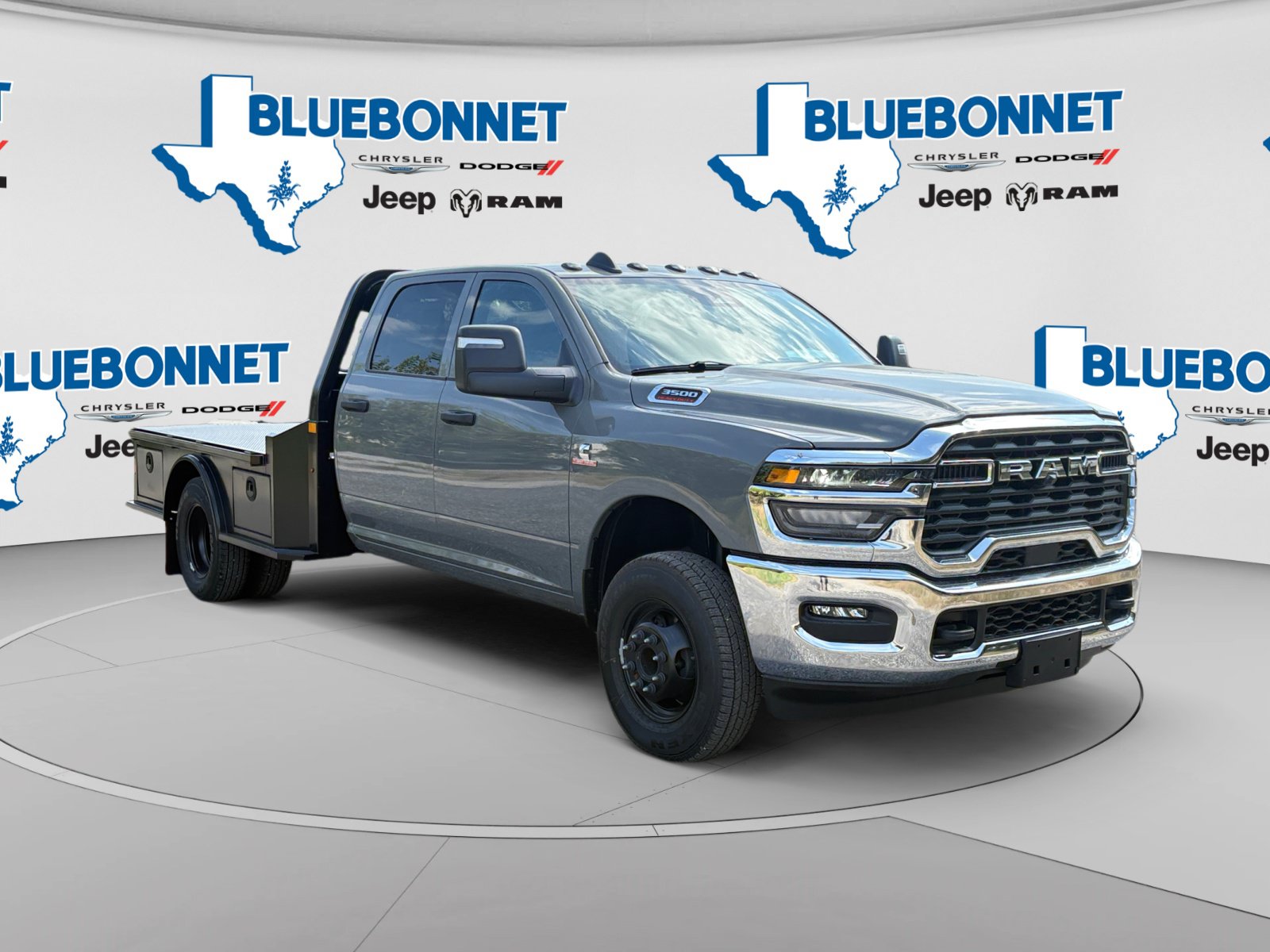 New 2026 RAM 3500 Tradesman w/ Chrome Appearance Group A AWD/4WD image 3