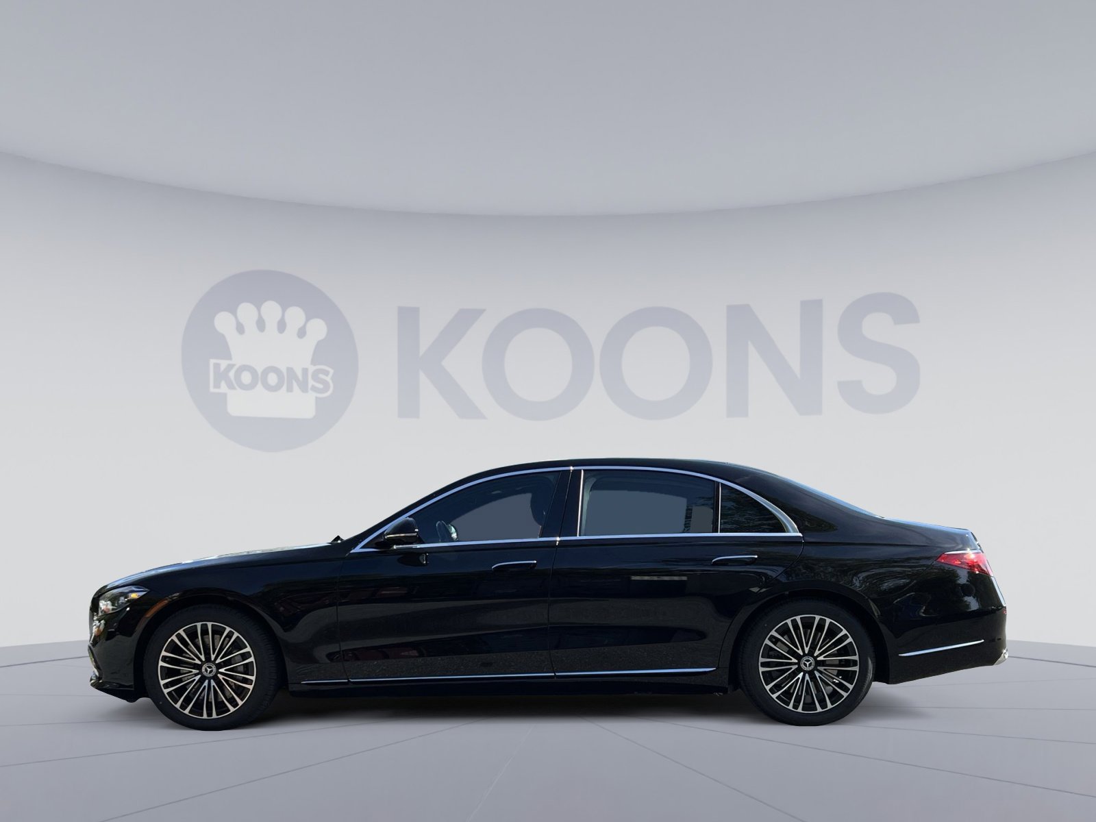 New 2026 Mercedes-Benz S 500 4MATIC image 2