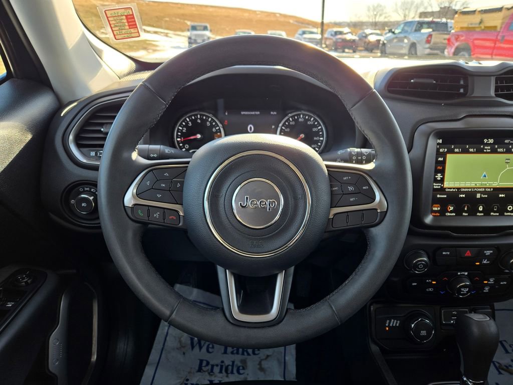 Used 2022 Jeep Renegade Latitude image 19