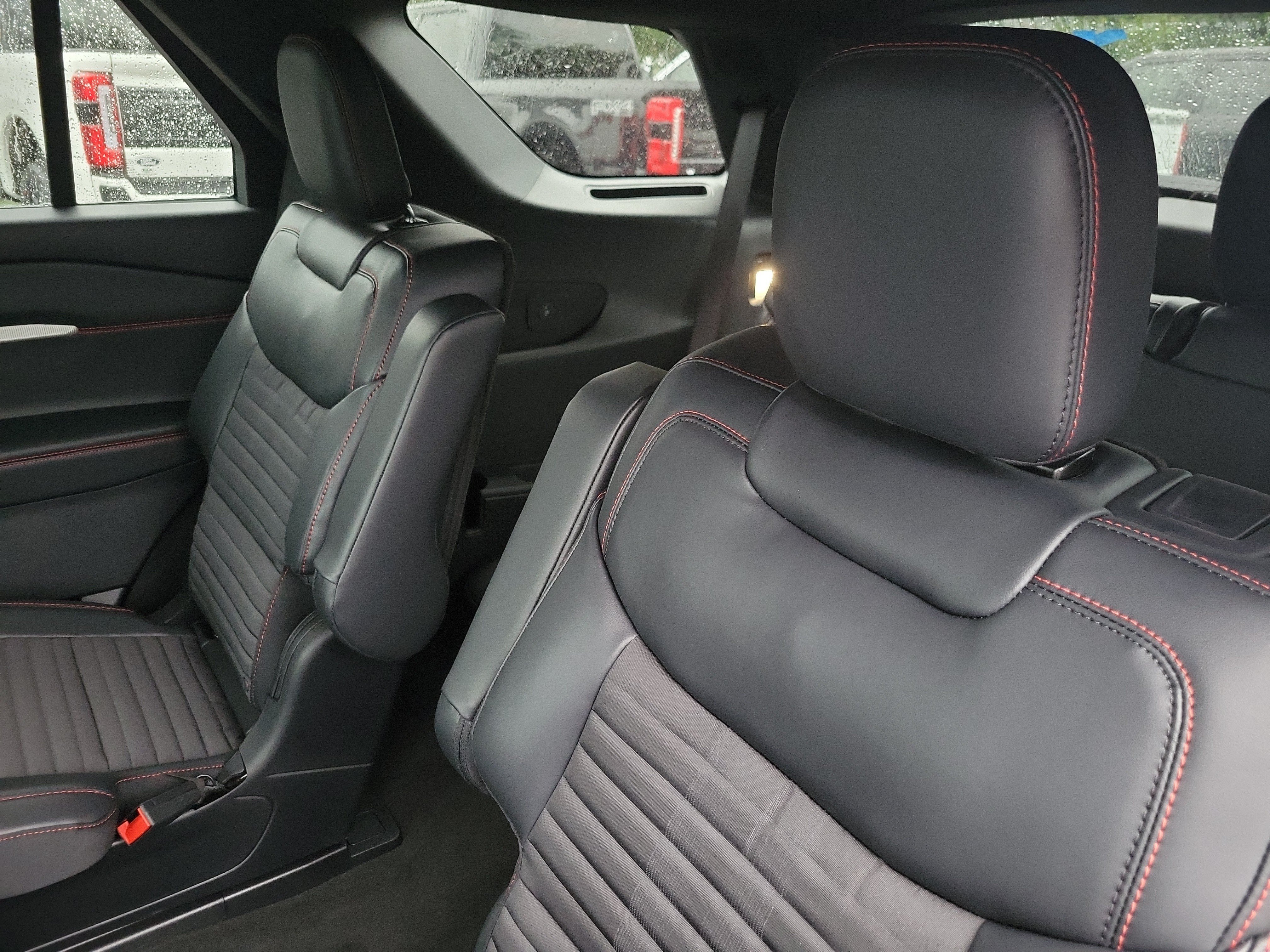 New 2027 Ford Explorer ST-Line w/ Premium Package RWD image 23